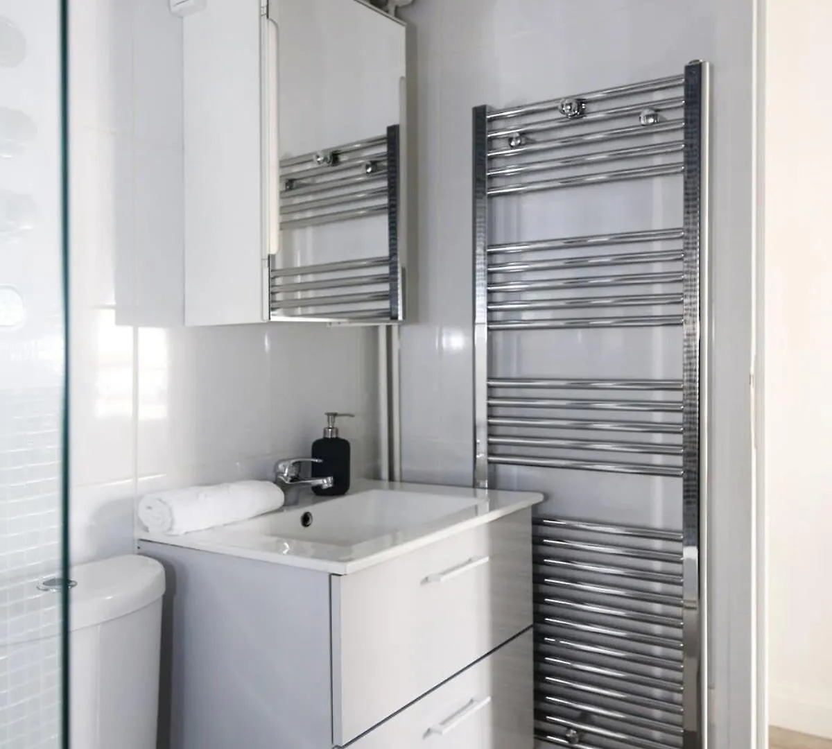 Apartment Studio Tout Equipe Proche Arc De Triomphe - 2p Paris